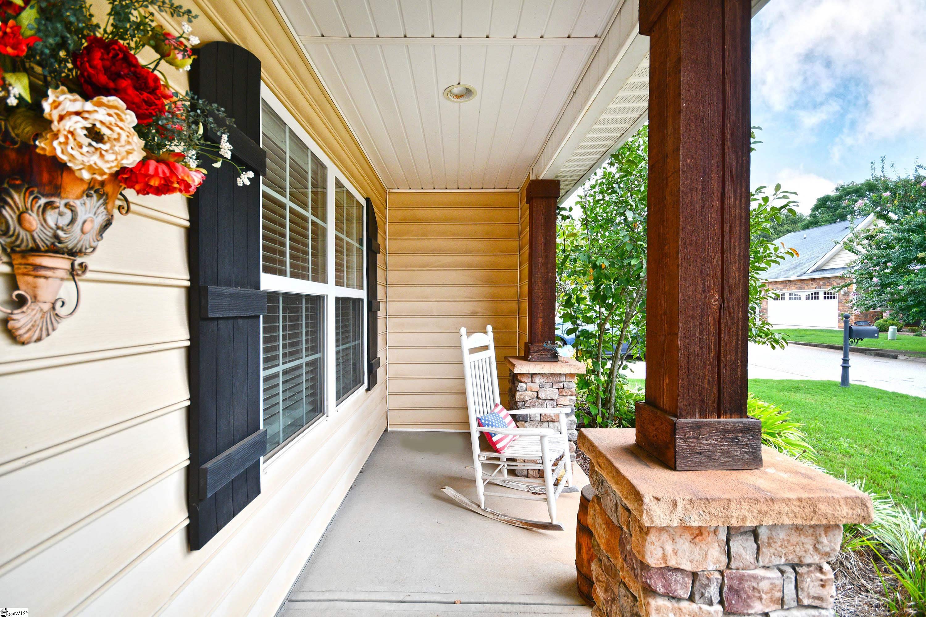 Property image 2 of 47 Hillsborough Drive in Crayton Hall, Anderson, SC 29621