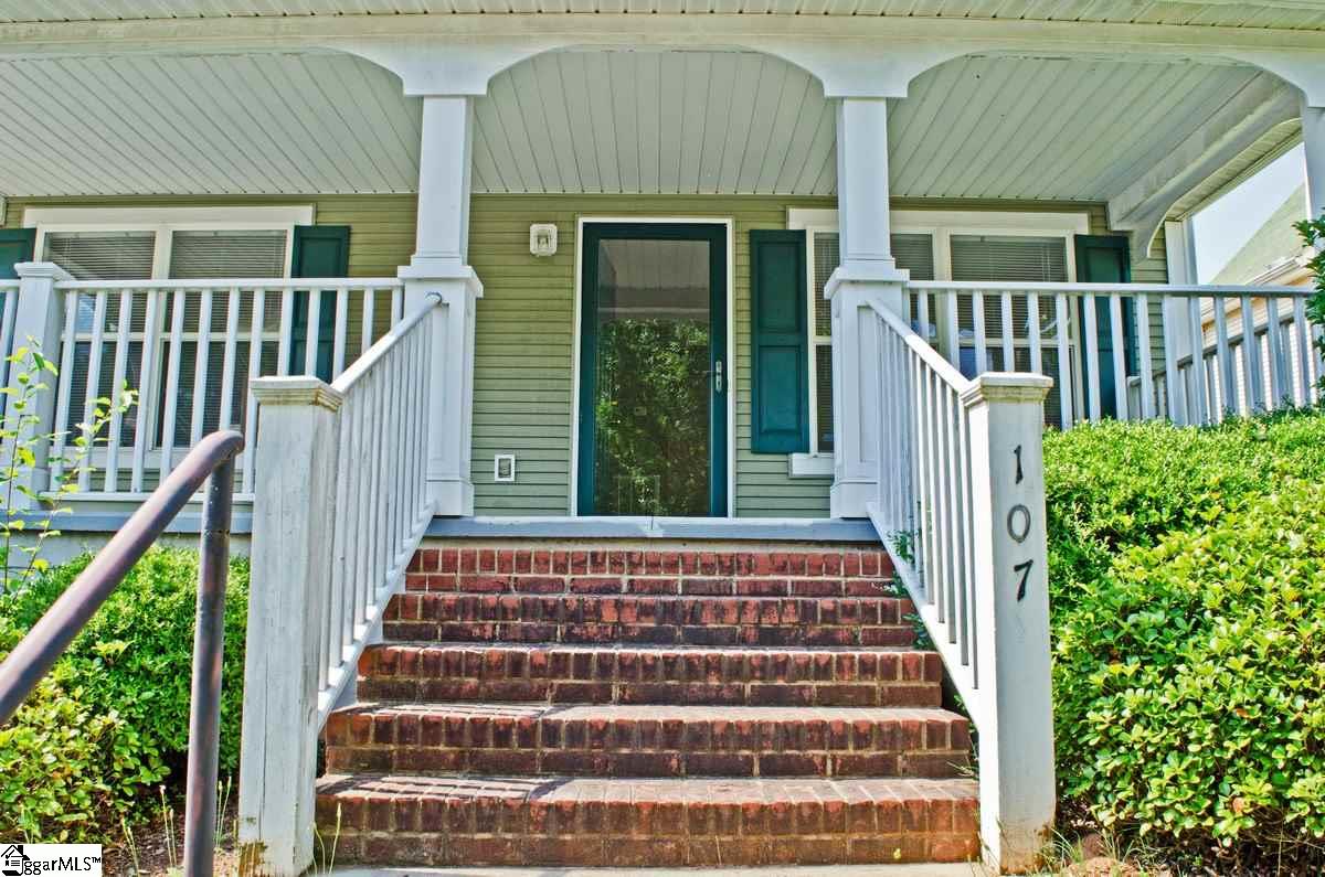 Property image 2 of 107 Asteria Street in Arcadia Hills, Greenville, SC 29607