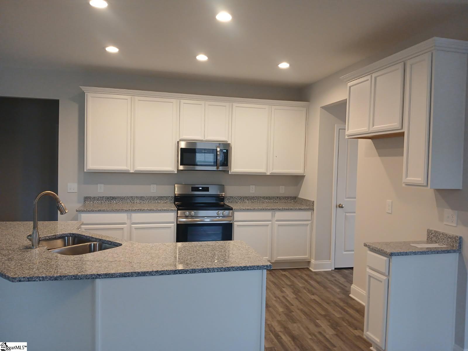 Property image 5 of 207 Durness Court in Palmetto Valley, Anderson, SC 29621