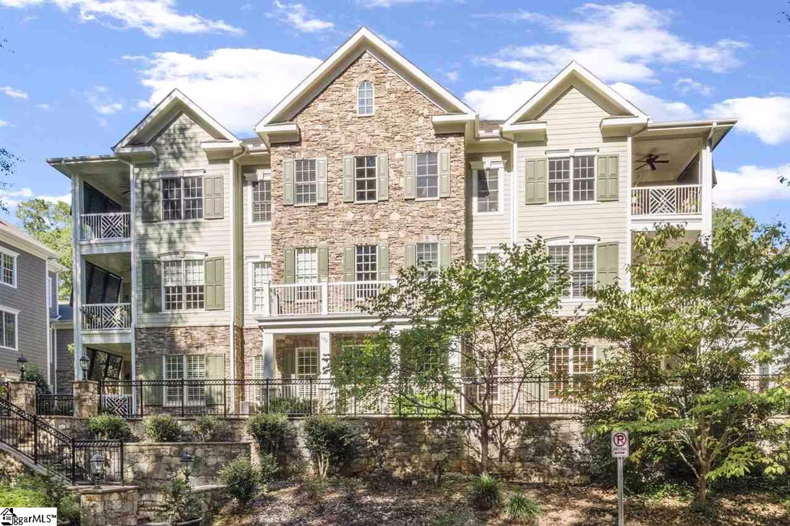Property image 1 at 172 Ridgeland Drive, Greenville, SC 29601