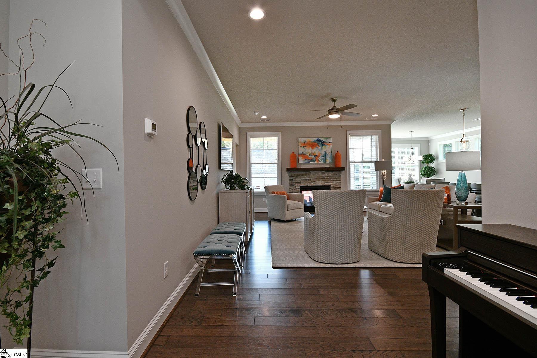 Property image 4 of 301 Bur Oak Trail in Ridgestone Cottages, Greenville, SC 29615
