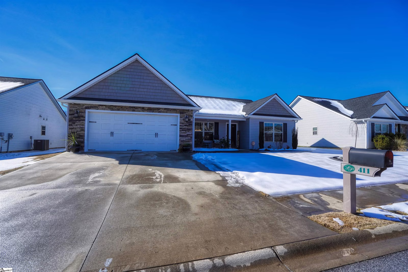 Property image 1 at 411 Peaksview Drive, Simpsonville, SC 29681-8180
