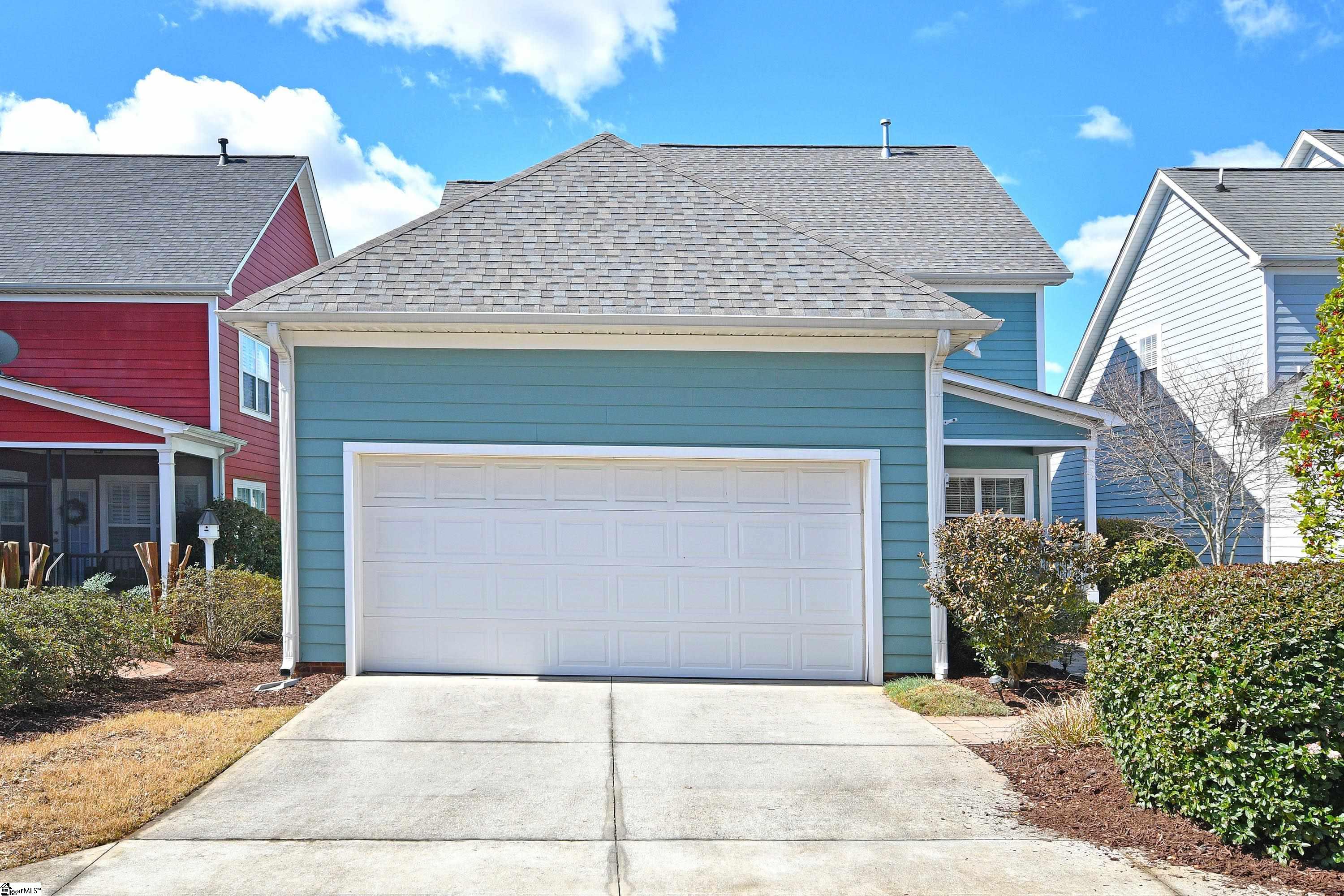 Property image 3 of 127 Farm Mill Circle in Boxwood, Simpsonville, SC 29681