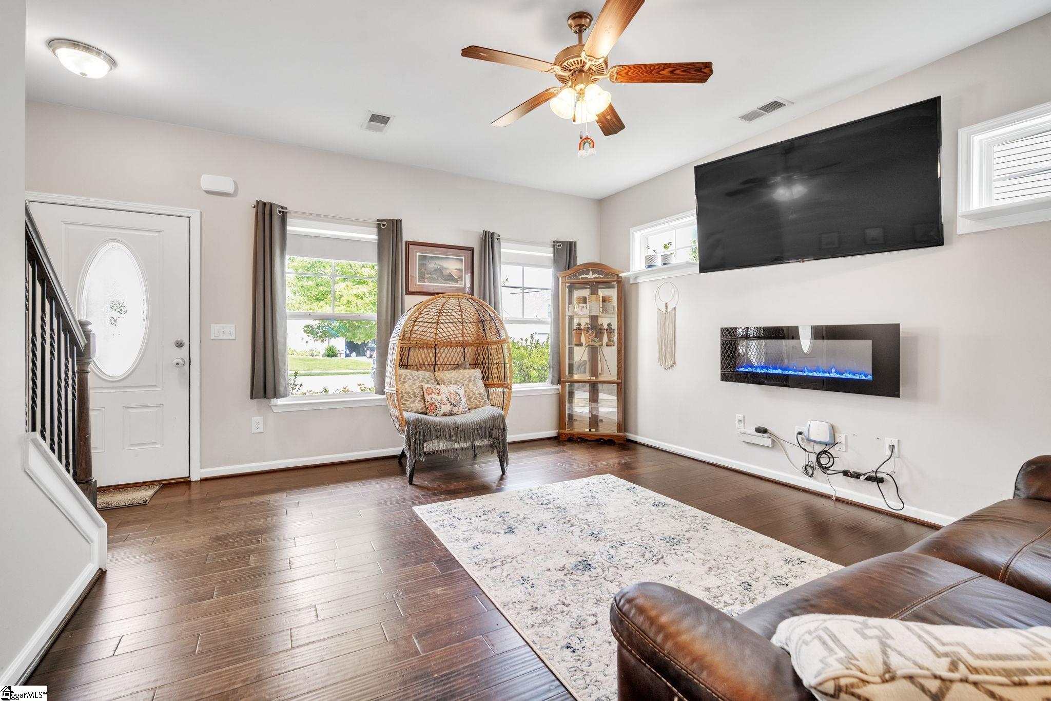 Property image 4 of 107 Chadmore Street in Victoria Park, Simpsonville, SC 29680