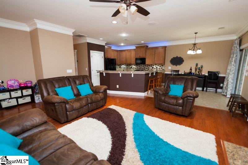 Property image 5 of 315 Cypresshill Court in Harrison Cove, Simpsonville, SC 29681