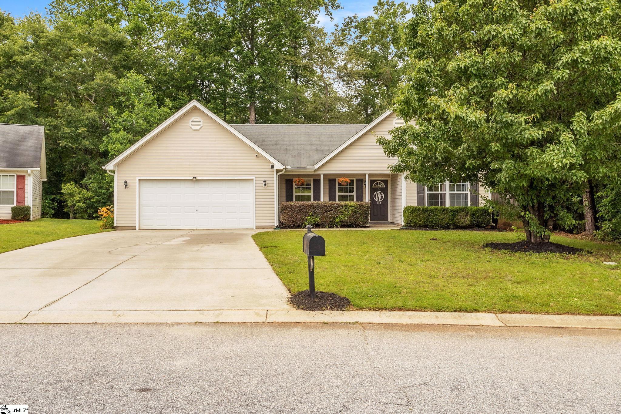Property image 2 of 137 Mediterranean Avenue in Westwood Pointe, Anderson, SC 29621