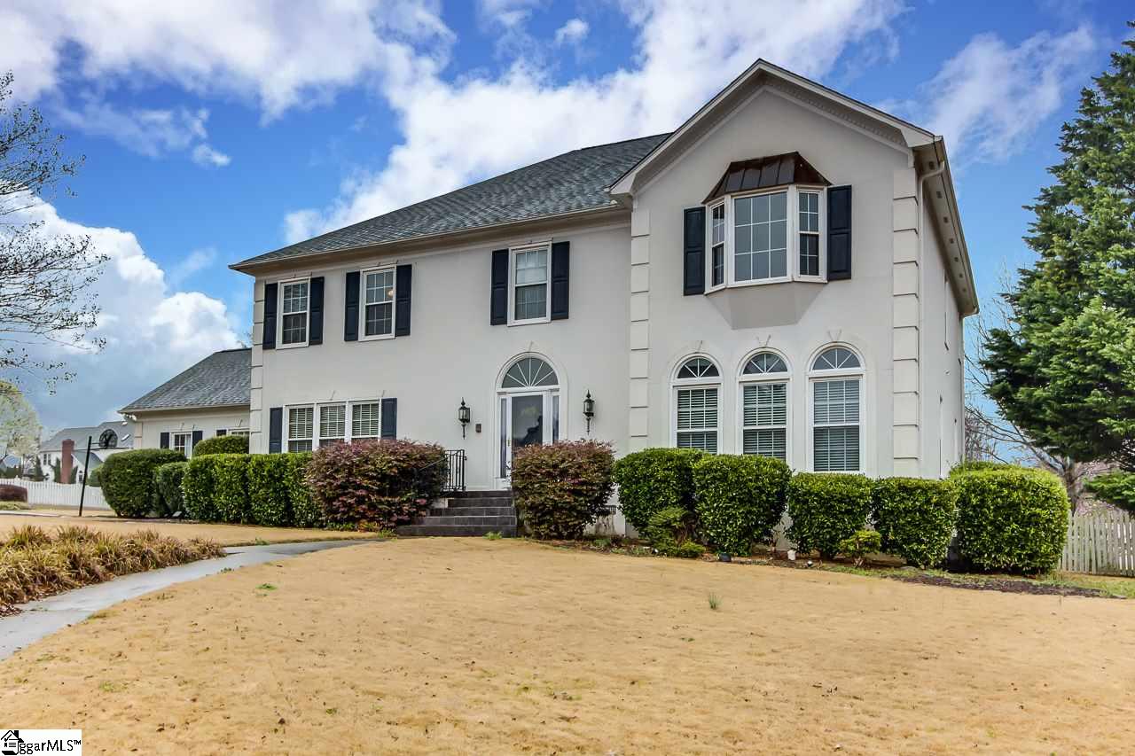 Property image 2 of 101 Meadowsweet Lane in Roper Mountain Estates, Greenville, SC 29615