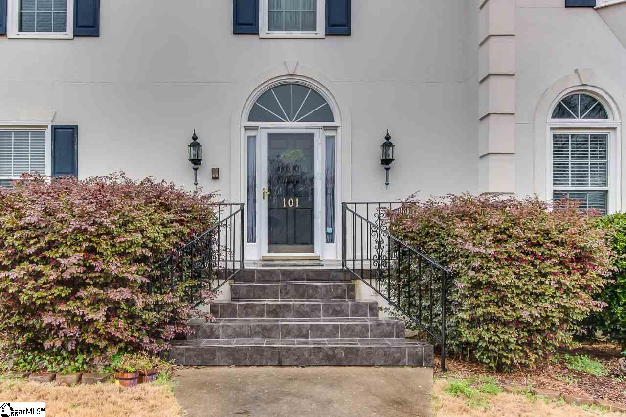 Property image 4 of 101 Meadowsweet Lane in Roper Mountain Estates, Greenville, SC 29615