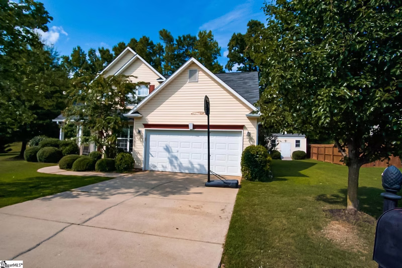 Property image 2 at 114 Kingsdale Court, Simpsonville, SC 29680-7642