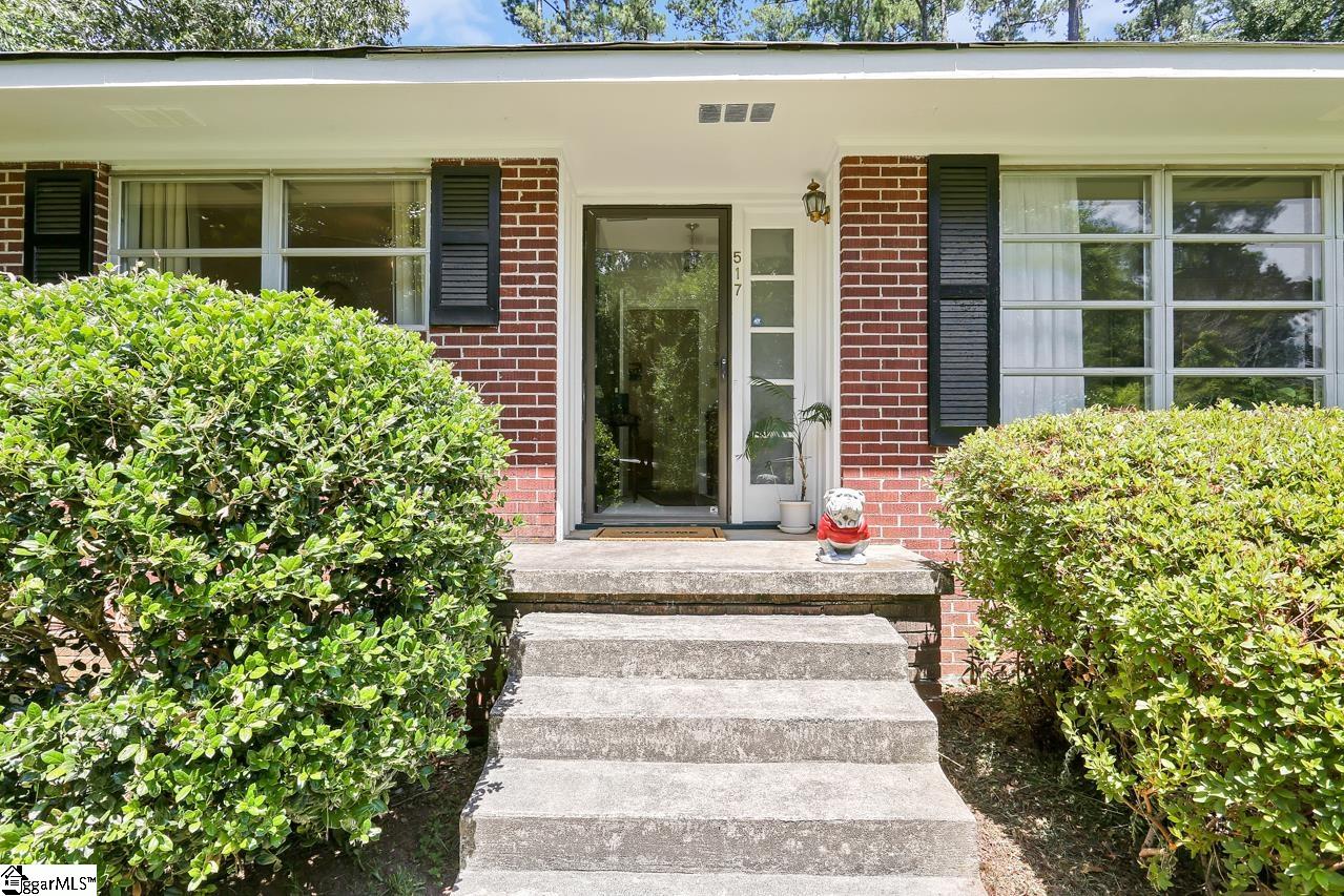 Property image 2 of 517 Walden Parkway in Bellview Estates, Anderson, SC 29621