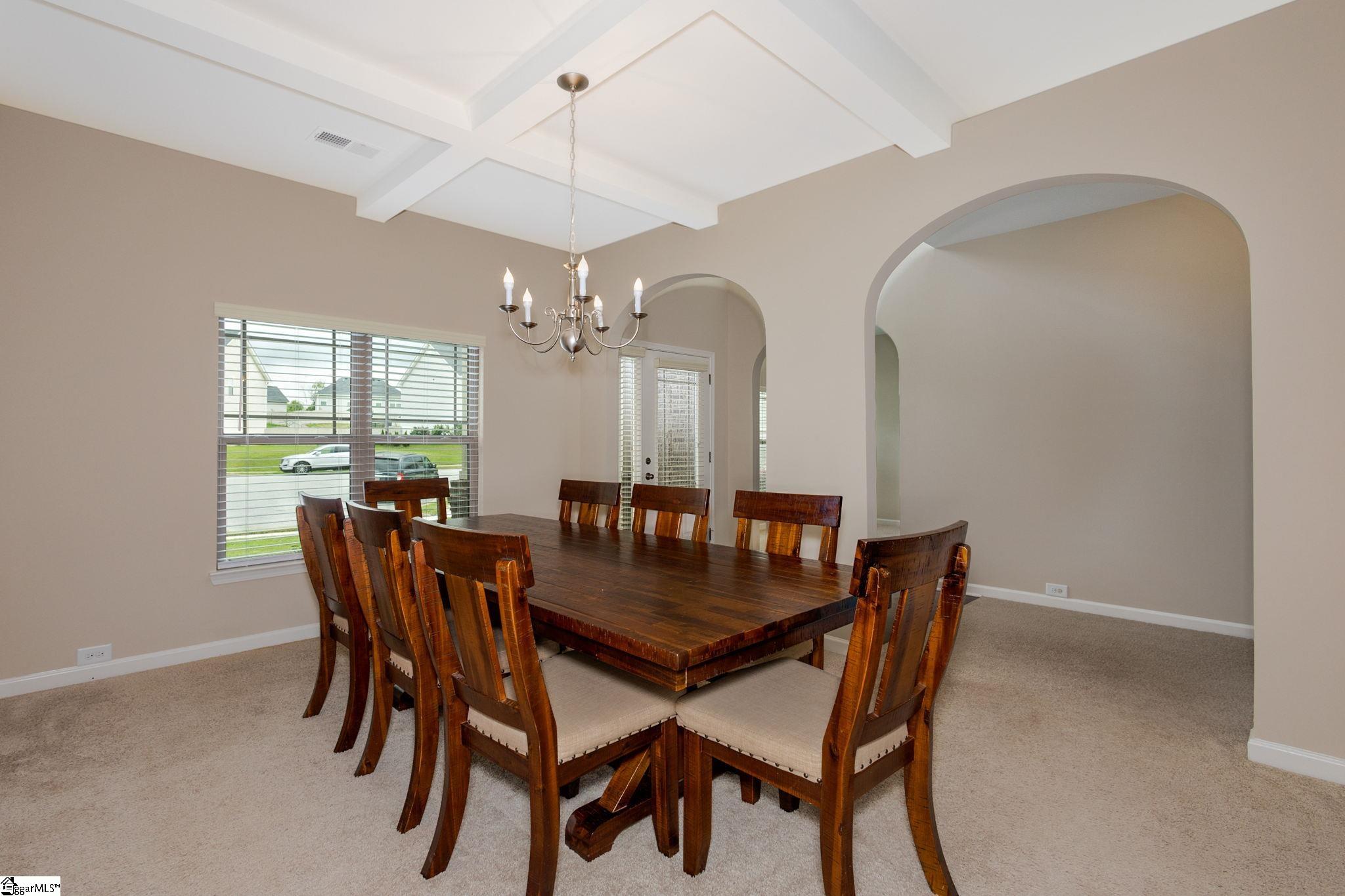 Property image 4 of 529 W Holloway Drive in Reidville Crossing, Woodruff, SC 29388