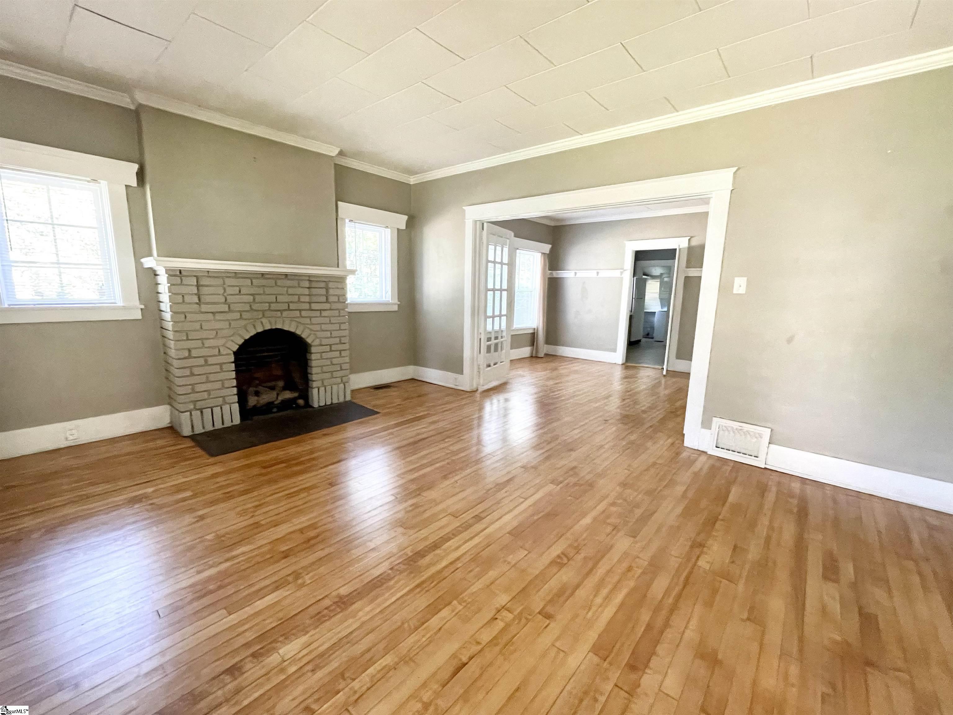 Property image 4 of 406 Calvert Avenue in College View, Clinton, SC 29325