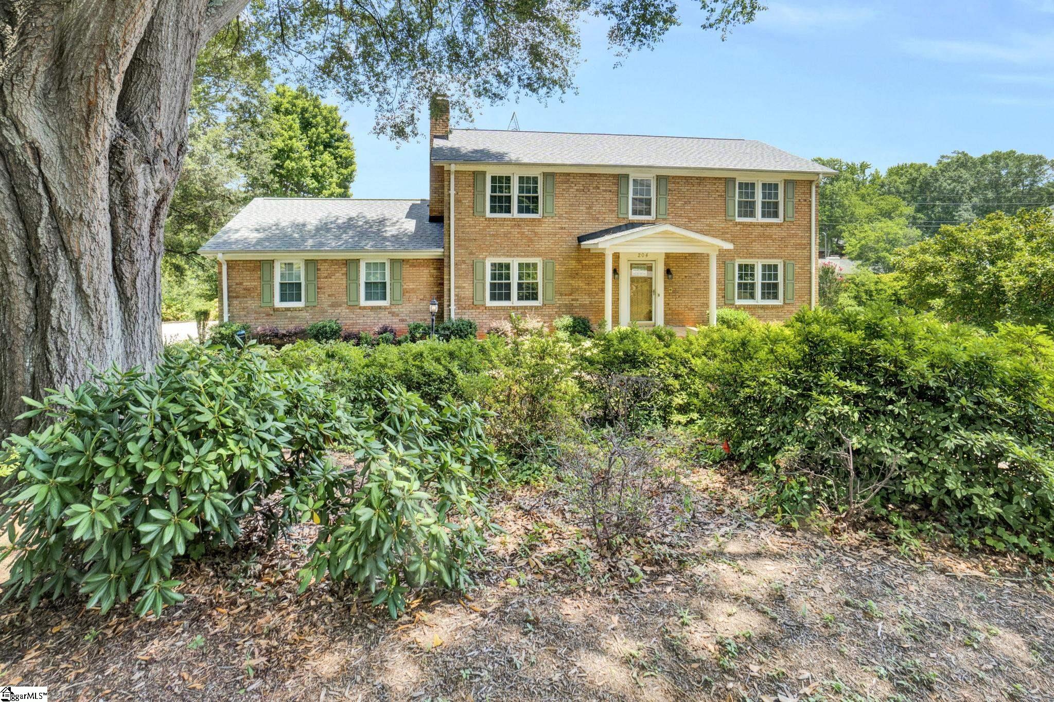 Property image 2 of 204 Lambourn Way in Kingsgate, Greenville, SC 29615