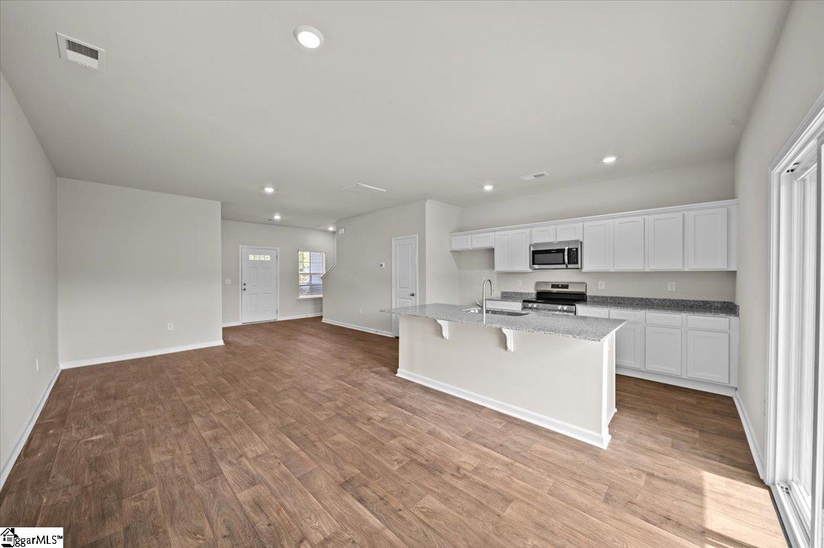 Property image 4 of 104 Lowland Drive in Clarke Townes, Anderson, SC 29621