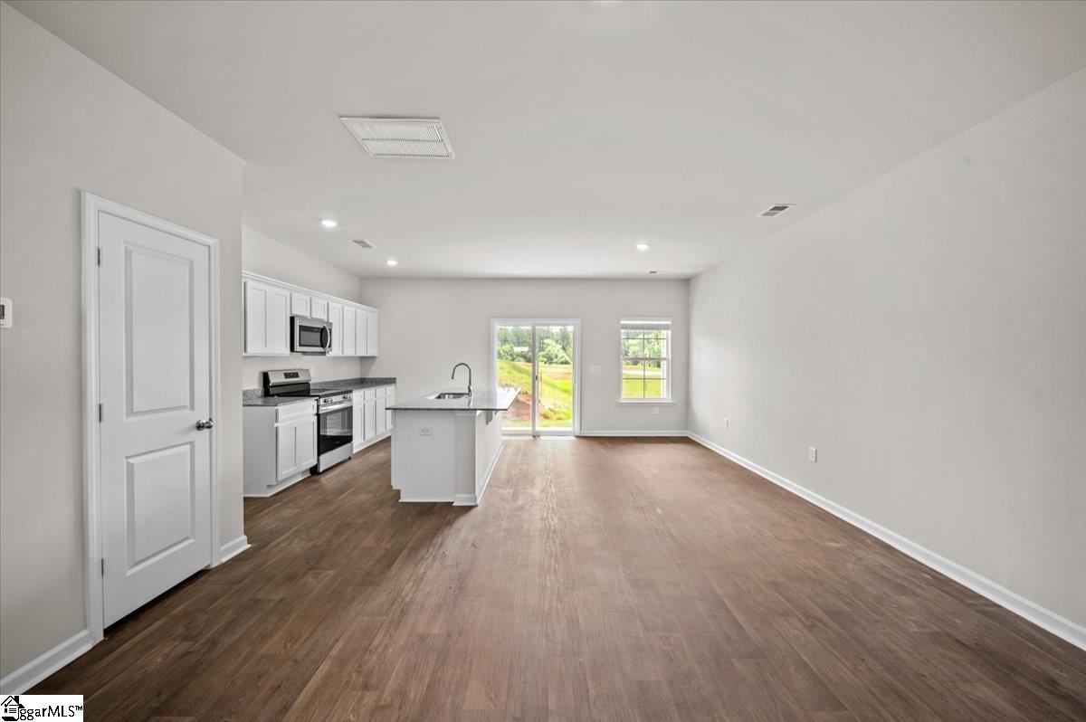 Property image 5 of 104 Lowland Drive in Clarke Townes, Anderson, SC 29621