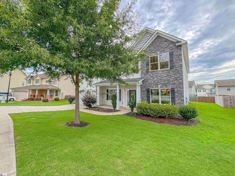 Property image 3 at 16 Dunsborough Drive, Simpsonville, SC 29680