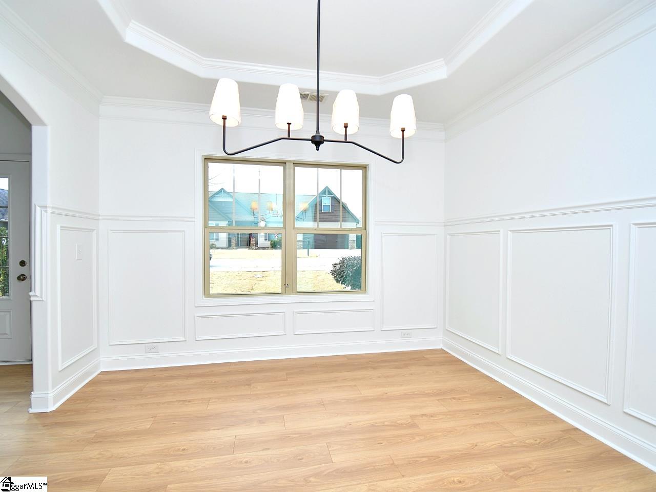 Property image 5 of 16 Dunsborough Drive in Victoria Park, Simpsonville, SC 29680