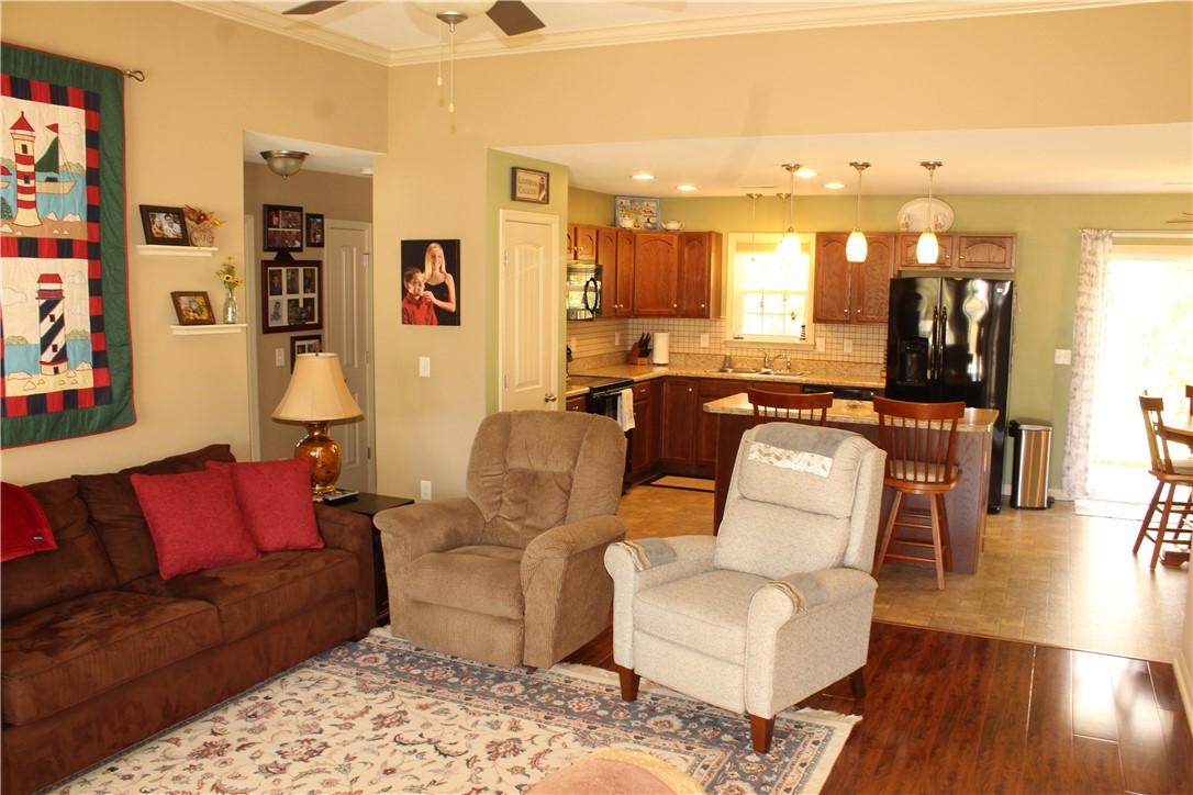 Property image 5 of 153 Mediterranean Avenue in Westwood Pointe, Anderson, SC 29621