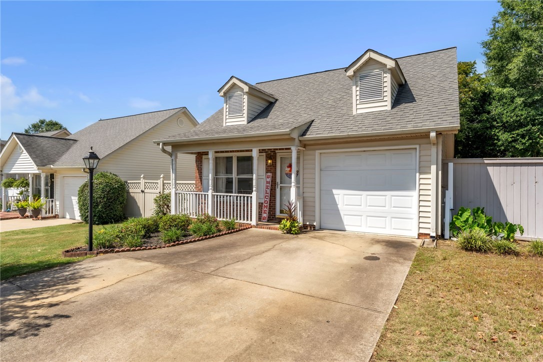 Property image 2 of 105 Brittania Circle in Cobblestone Eas, Anderson, SC 29621