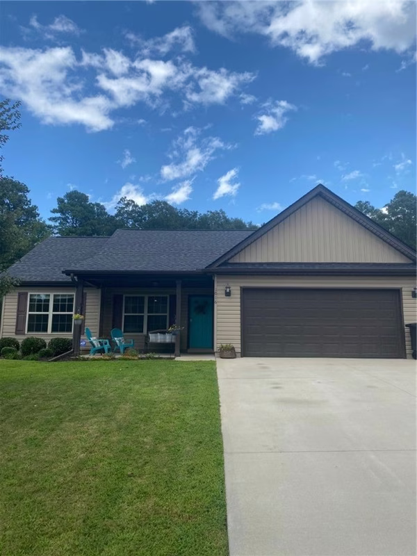1016 Saint Charles Way