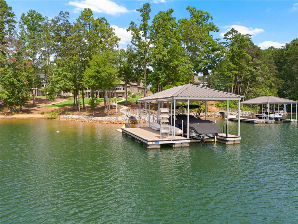 Property image 2 of 338 Mcalister Road in Peninsula Pointe South, West Union, SC 29696
