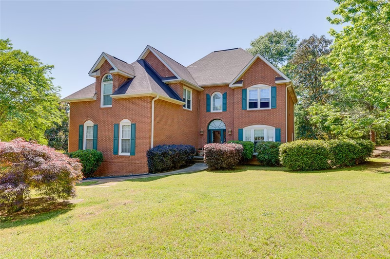 104 Roxbury Court