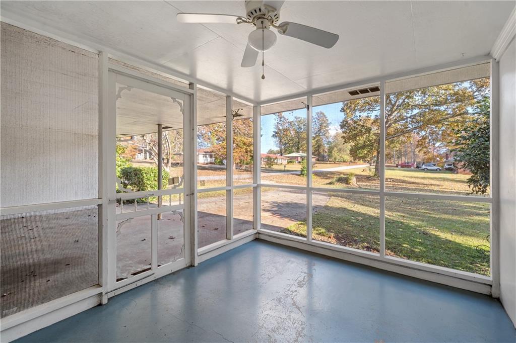 Property image 5 of 201 Brook Forest Drive in Nevitt Forest S, Anderson, SC 29621