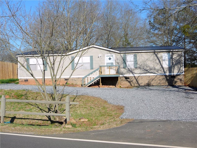 413 Airline Road