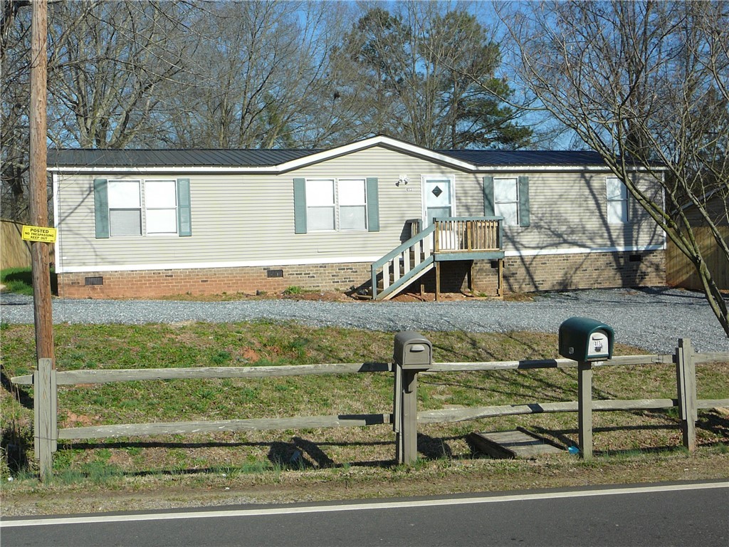 Property image 3 of 413 Airline Road in Airline Acres, Anderson, SC 29624