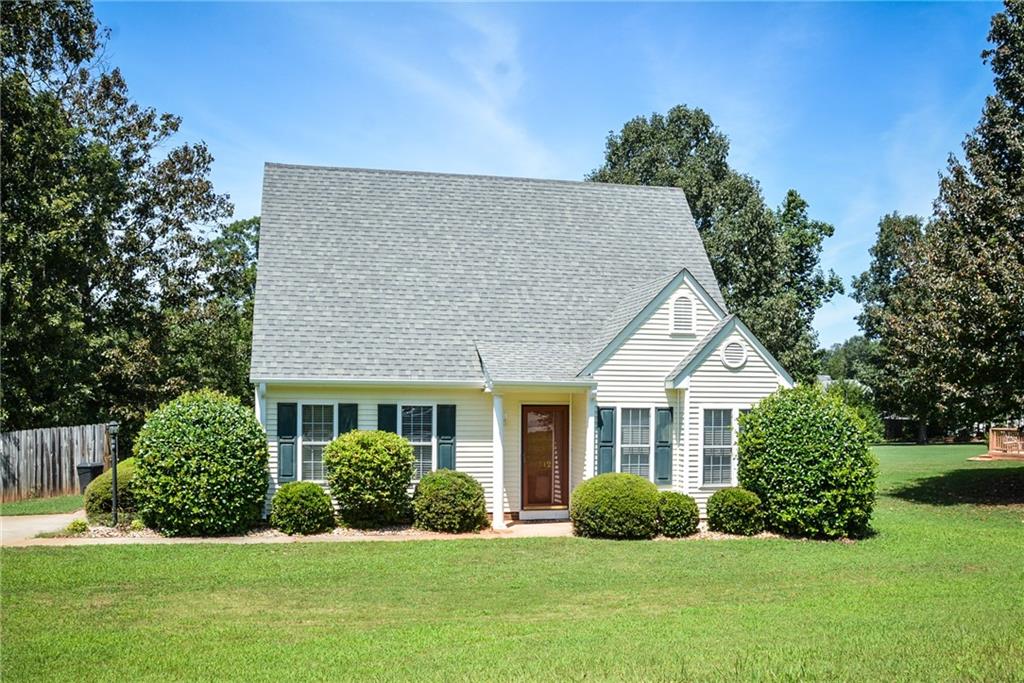 Property image 2 of 112 Blueberry Lane in Whispering Oaks, Pendleton, SC 29670