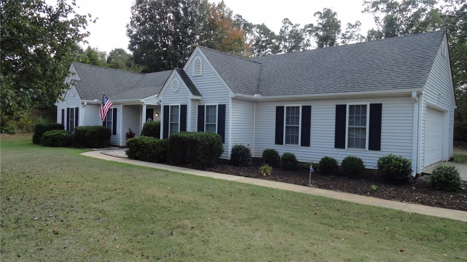 Property image 1 at 127 Blueberry Lane, Pendleton, SC 29670