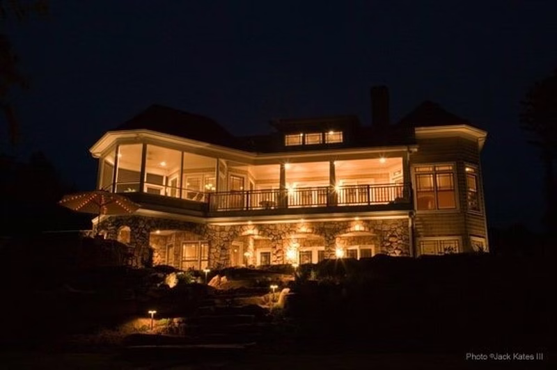 302 Bay Hill Drive