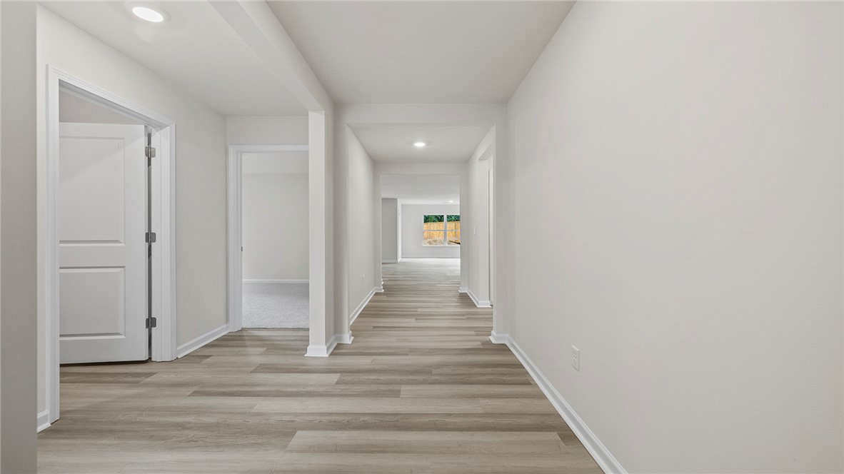 Property image 3 of 114 Cascade Lane in Cascade Point, Seneca, SC 29678