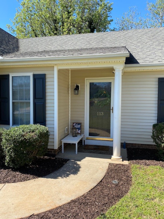 Property image 2 of 113 Wisteria Way in Whispering Oaks, Pendleton, SC 29670