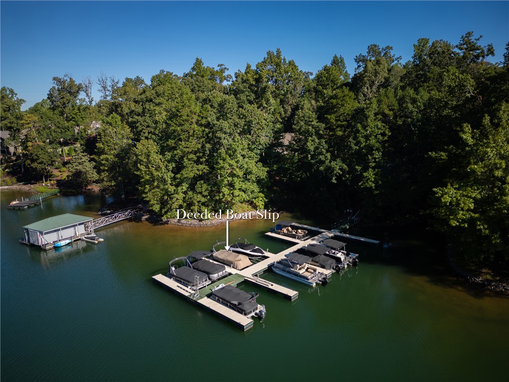 Property image 3 of 122 Woods Drive in The Woods At Keowee, West Union, SC 29696