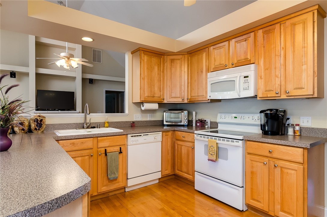 Property image 2 of 217 Savannah Drive in Silverleaf, Anderson, SC 29621