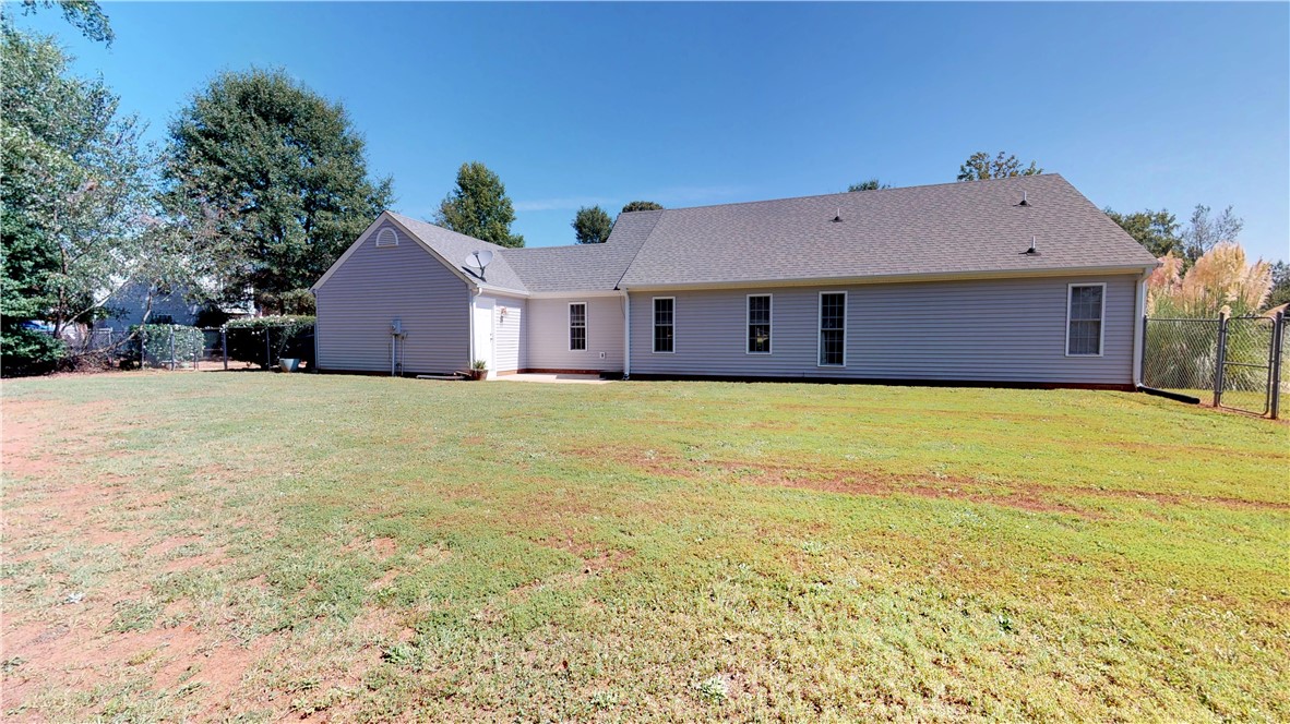 Property image 3 of 115 Jasmine Lane in Whispering Oaks, Pendleton, SC 29670