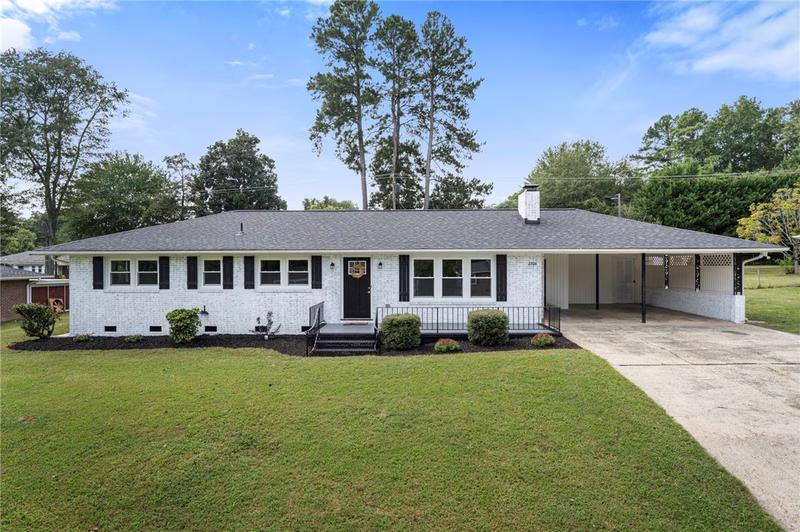 2306 Poplar Lane