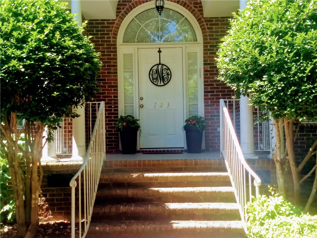 Property image 5 of 123 Charping Lane in Charping Farms, Anderson, SC 29621