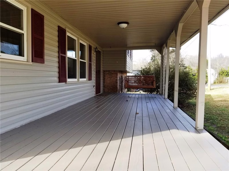 Property image 3 at 321 Forest Creek Drive, Seneca, SC 29678