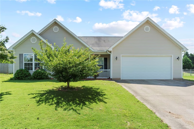 116 Radcliff Way