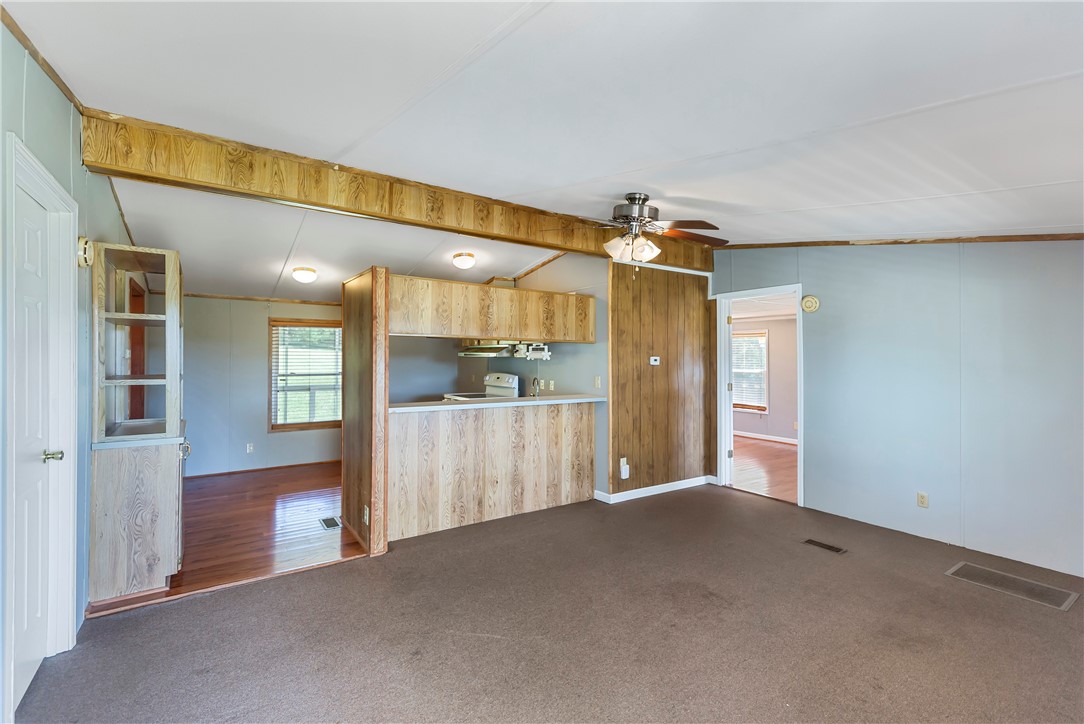 Property image 5 of 316 Hamby Road in Peachtree Acres, Starr, SC 29684