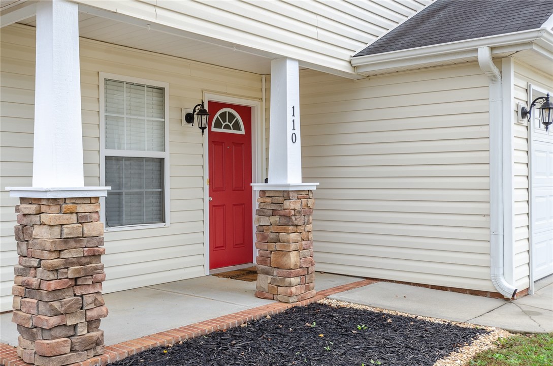 Property image 4 of 110 Antiguay Drive in Palmetto Valley, Anderson, SC 29621