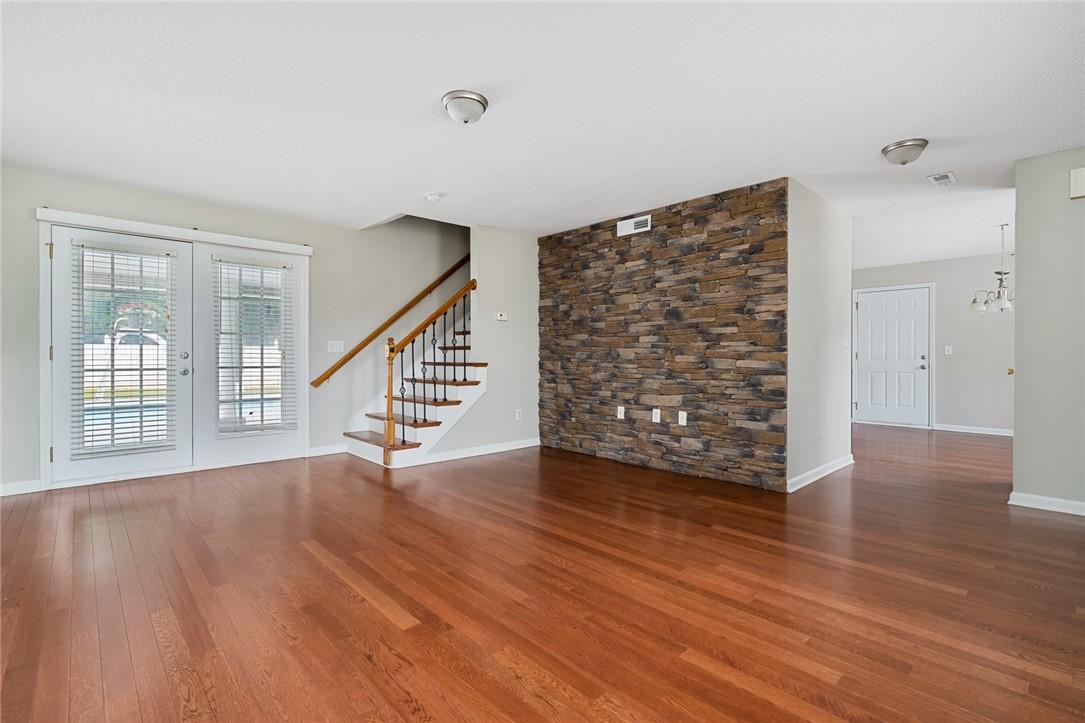 Property image 2 of 114 Jasmine Lane in Whispering Oaks, Pendleton, SC 29670
