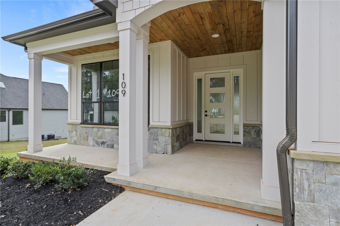 Property image 3 of 109 Castleford Drive in Clemson Meadows, Clemson, SC 29631