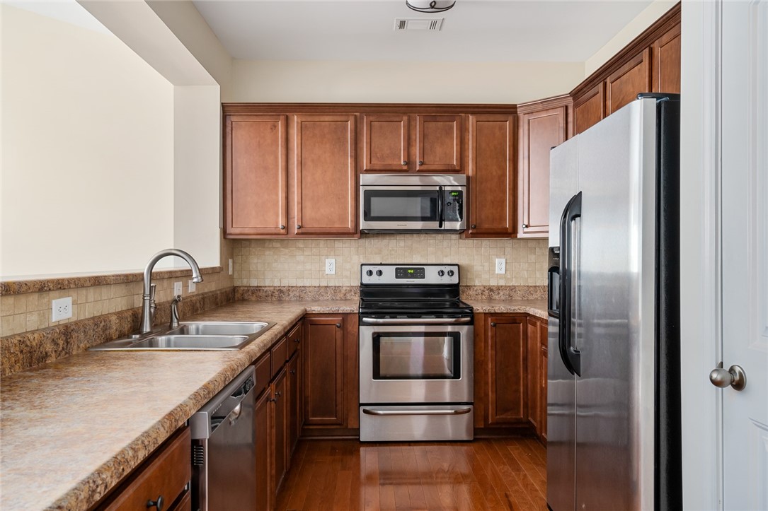 Property image 5 of 17 Hillsborough Drive in Crayton Hall, Anderson, SC 29621