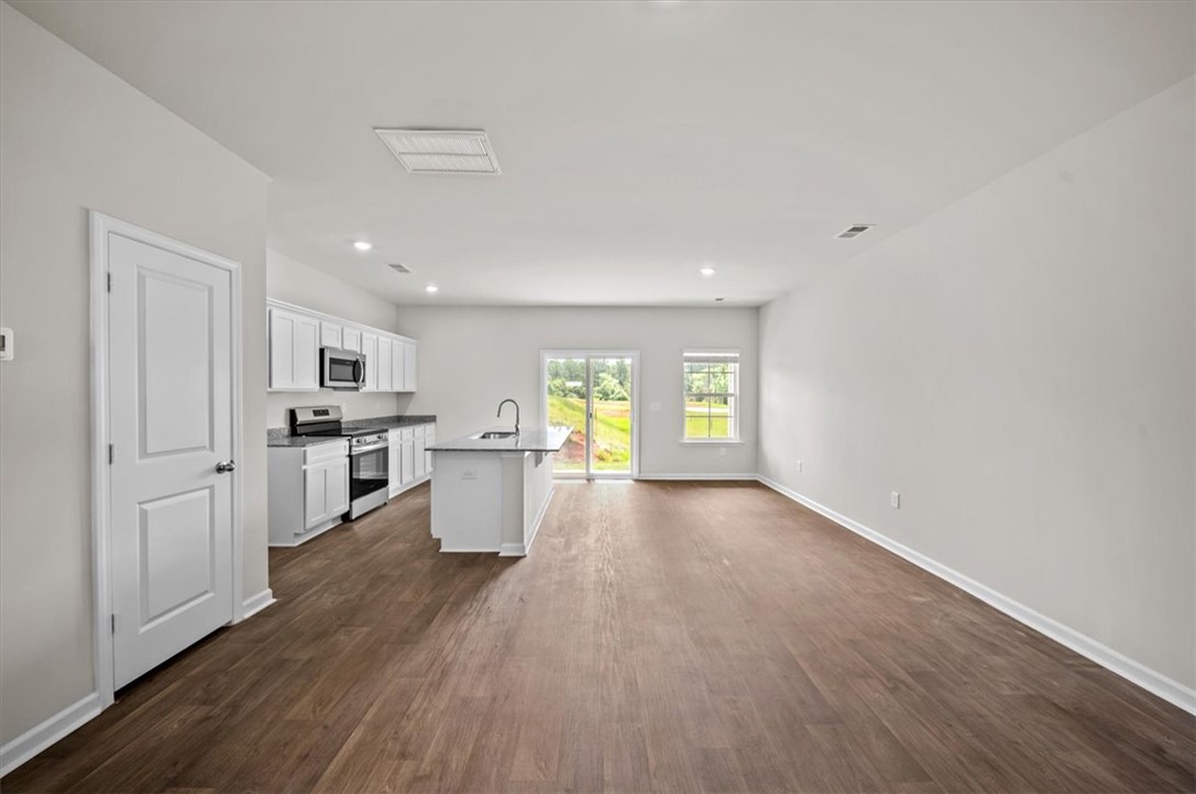 Property image 5 of 108 Lowland Drive in Clarke Townes, Anderson, SC 29621