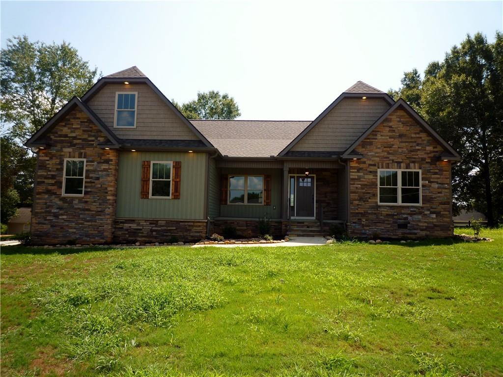 Property image 3 of 100 Amberwood Drive in Amberwood, Anderson, SC 29621