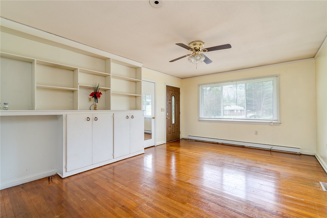 Property image 5 of 215 Brook Forest Drive in Nevitt Forest S, Anderson, SC 29621
