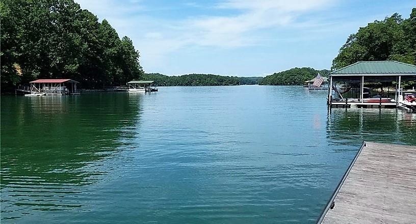 Property image 3 of 307 Bay Hill Drive in The Woods At Keowee, West Union, SC 29696